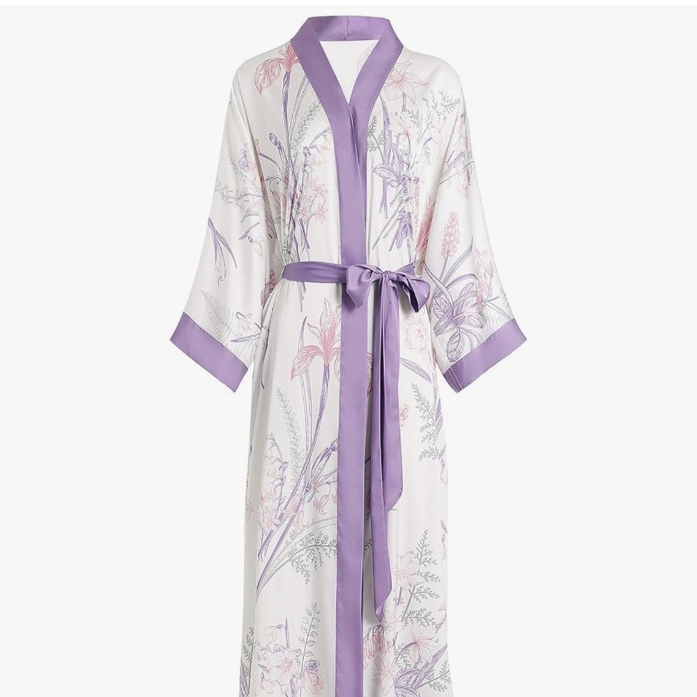 Amazon Women's Floral Robe with Lavender Accents
